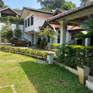 Garden Maison d'hôtes Kandy